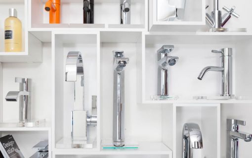 Ausstellung - Heizung - Sanitär - Rheinfelden - Frick - Nordwestschweiz - Schweiz - Kundendienst - Service - Sanitär Anlagen - Badumbau - Barrierefreies und altersgerechtes Bad - Dusch-WC - Dusche - Toilette - Wasseraufbereitung - Haushaltgeräte - Badlüftung - Heizungsanlagen - Brennstoffe und Wärmequellen - Heizkesselauswechslung - Radiator- und Bodenheizungen - Fördergelder und Beratungen